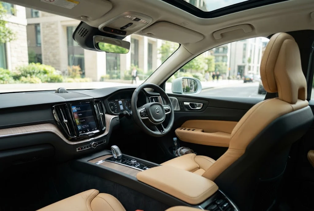 Car comfort with climate control and a comfortable vehicle cabin